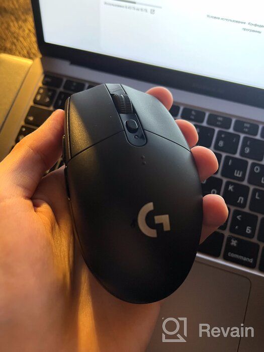 img 1 attached to Logitech G305 Lightspeed: The Ultimate Wireless Gaming Mouse review by Agata Julia Ickiewic ᠌