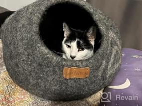 img 5 attached to Кровать для кошек из 100% мериносовой шерсти ручной работы Cave - MEOWFIA Войлочная кровать премиум-класса для кошек и котят темных оттенков, лунный гранит - большой размер