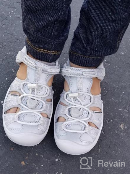 img 1 attached to 👞 KEEN Unisex Moxie Sandal SILVER Boys' Shoes: Stylish and Versatile Sandals review by Carson Zoberman