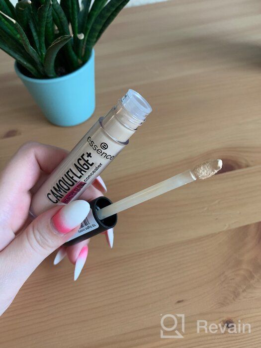 img 1 attached to Essence Camouflage Healthy Glow Concealer 10 light ivory review by Anastazja Odyniec ᠌