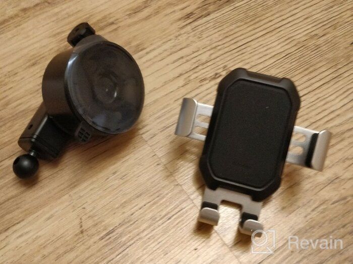 img 1 attached to 🚗 Baseus Tank Gravity Car Mount with Suction Base in Grey/Black review by Taufik (Taufik) ᠌