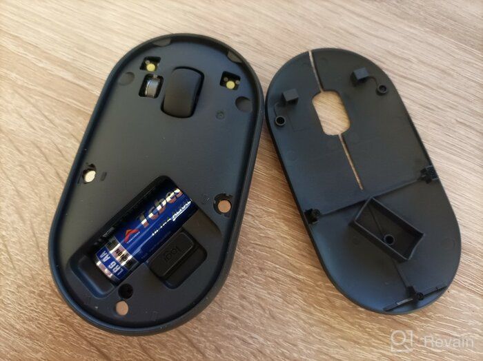 img 2 attached to Wireless Bluetooth Graphite 🖱️ iPad Mouse - Logitech Pebble i345 review by Yusri Yieotal Otai ᠌