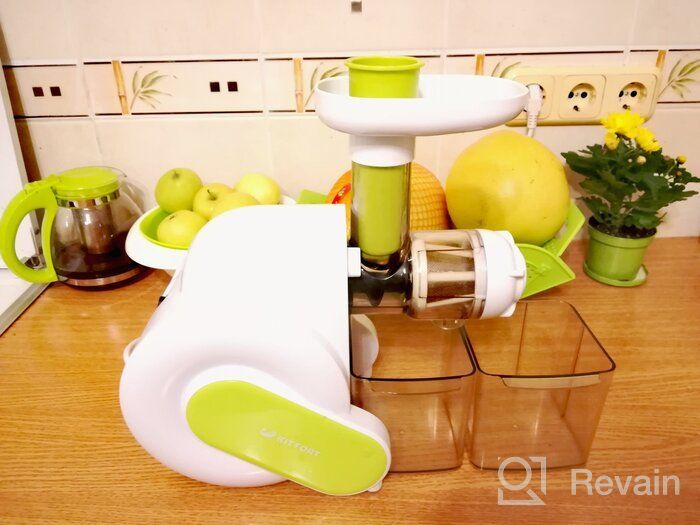 img 1 attached to Kitfort KT-1110-1 screw juicer, green review by Danuta Nowak ᠌