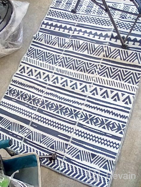 img 1 attached to 🏕️ HiiARug 9x12 Reversible Outdoor Rug, Plastic Straw Patio Rug for RV Camping, Large Floor Mat for Patio, Backyard, Deck, Picnic, Beach, Trailer, Camping - Navy/White review by Tay Cassanova