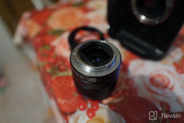 img 1 attached to 📷 Sony SEL F 2/28 E-Mount Sony Objektiv: A High-Performance Lens for Stunning Shots review by Itf Iffan ᠌