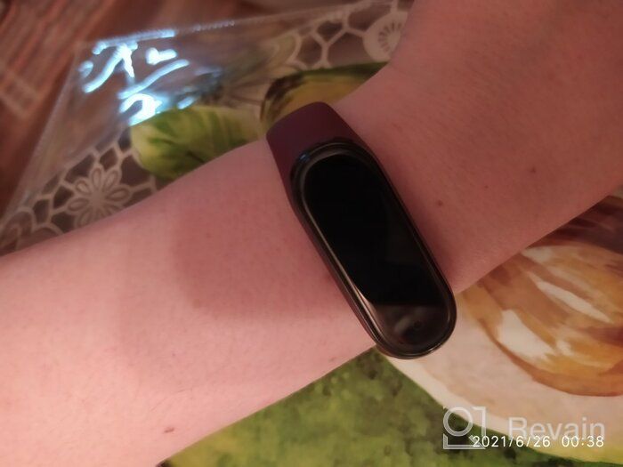img 1 attached to Smart Xiaomi Mi Smart Band Bracelet 4 NFC RU, black review by Vinay Kedia ᠌