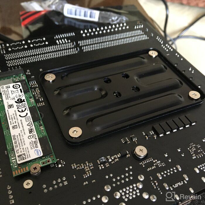img 1 attached to Intel 660p Series M.2 2280 1TB PCIe NVMe 3.0 x4 3D2 QLC Internal SSD (Solid State Drive) SSDPEKNW010T8X1 review by Damyanti Dhasmana ᠌