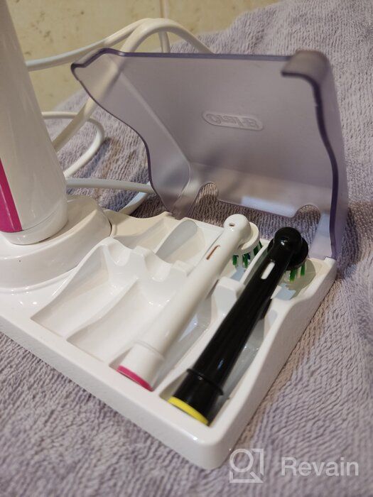 img 2 attached to Electric toothbrush Oral-B Smart 4 4900, black/pink review by Arina Foliez ᠌