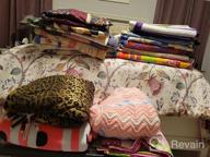 картинка 1 прикреплена к отзыву 2 пакета складных крупных сумок для хранения размером 28 х 20 х 12 (Д х Ш х В) дюймов для одеяла, покрывала, одежды с прозрачным окном и ручками - легко подходит для комплекта одеяла размера King - организатор для шкафа или кровати. от Jared Gopalan