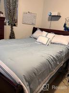 картинка 1 прикреплена к отзыву Преобразите свою спальню с помощью комплекта синего одеяла BEDSURE из 5 предметов — комплект постельного белья королевского размера с фланцевым краем и декоративными подушками от Tammy Chavez