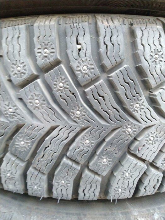 img 1 attached to MICHELIN X-Ice North 4 205/55 R16 94T winter review by Aneta Jaszczyk ᠌