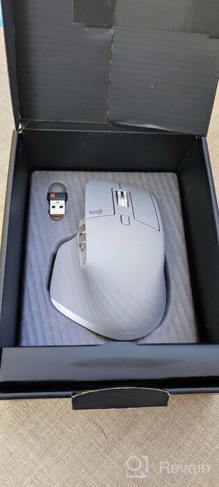 img 1 attached to 🖱️ Logitech MX Master Wireless Mouse: High-Precision Sensor, Easy-Switch up to 3 devices, Meteorite Black review by Bach ᠌