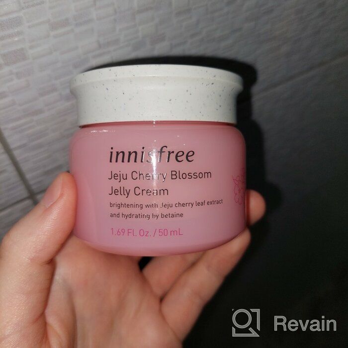 img 3 attached to Innisfree Jeju Cherry Blossom Jelly Cream Face cream, 50 ml review by Aneta Krawczyk ᠌