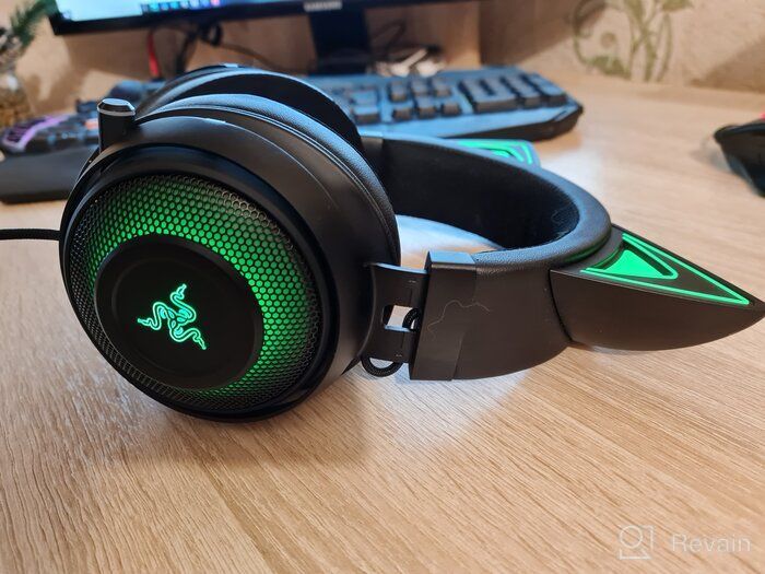 img 1 attached to 💖 Razer Kraken Kitty RGB Gaming Headset: Immersive THX 7.1 Surround Sound, Chroma Lighting, Noise Cancelling Mic - Lightweight Aluminum Frame - PC Gaming, Quartz Pink review by Ada Atusia