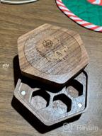 картинка 1 прикреплена к отзыву Коробка для шестигранных игральных костей из орехового дерева с рисунком дракона и магнитной крышкой для удобного хранения 7-мерных многоугольных игральных костей D&amp;D - UDIXI Деревянная коробка для набора игральных костей DND от Luis Neels
