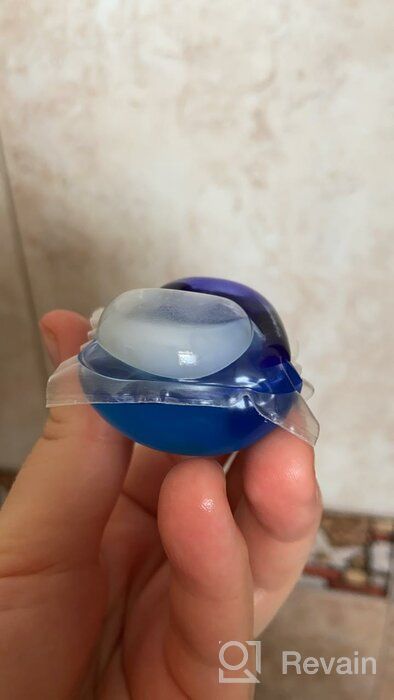 img 2 attached to Tide PODS 4 in 1 with Febreze Sport 🧺 Odor Defense, 73 Count, High Efficiency Laundry Detergent Soap PODS review by Aashit Tigga ᠌