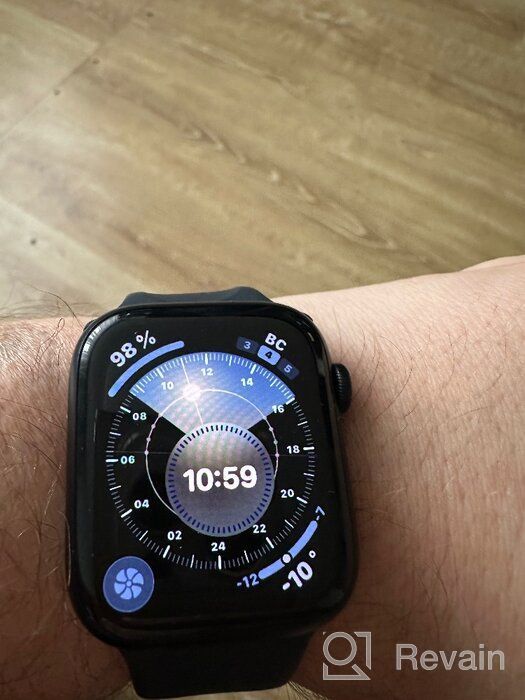 img 3 attached to Apple Watch Series 8 45mm Aluminium Case, Starlight Sport Band review by Ma En ᠌