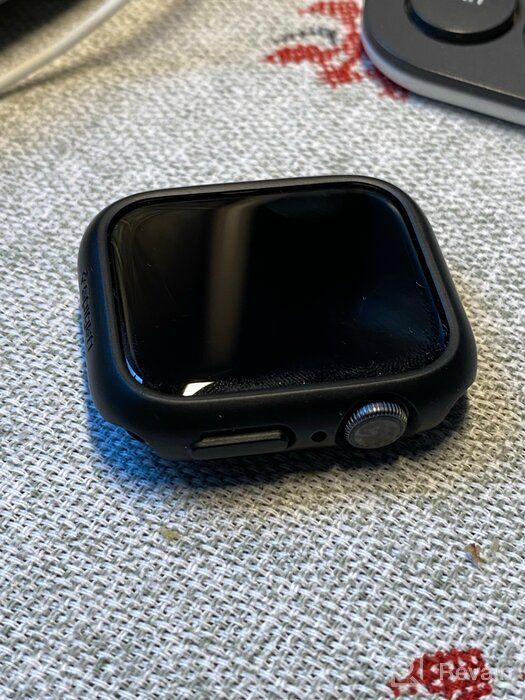 img 1 attached to Spigen Thin Fit Apple Watch Case 44mm Series 6/SE/5/4 - Black review by Liyum ᠌