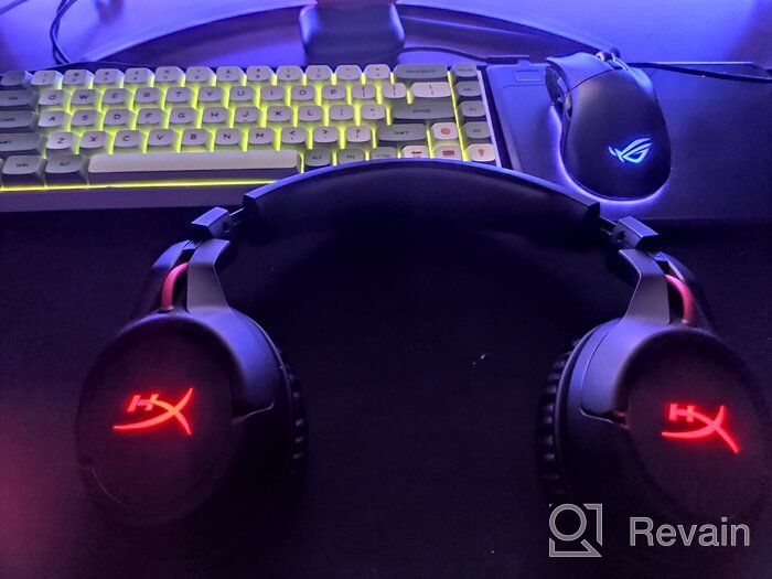 img 1 attached to Renewed HyperX Cloud Flight S Wireless Gaming Headset with Detachable Microphone - PC and PS4 Compatible review by Agata Zubrzycka ᠌