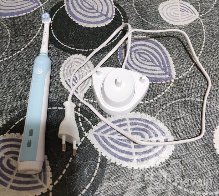 img 1 attached to Oral-B Pro 570 CrossAction, white-blue review by Gap Tawan ᠌