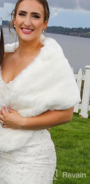 img 1 attached to Women'S Faux Fur Wedding Shawl: Bridal Cape Cover-Up For Formal Events, Parties, Or Winter Weddings review by Liz Hamilton