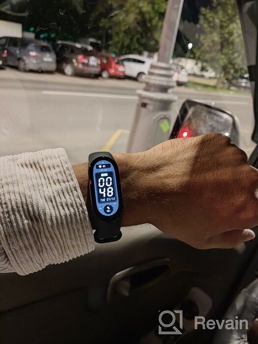 img 2 attached to Smart Xiaomi Mi Band 7 CN Bracelet, Black review by Mohd Yusri ᠌