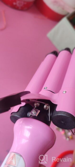 img 1 attached to 💖 Pink Ceramic-Coated Professional Triple Curling Iron review by Ada Kosakiewicz ᠌