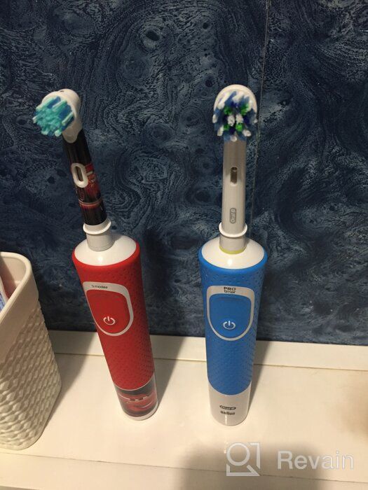 img 1 attached to 💪 White Oral-B Vitality Electric Toothbrush with FlossAction for Improved Oral Health review by Som Sak ᠌