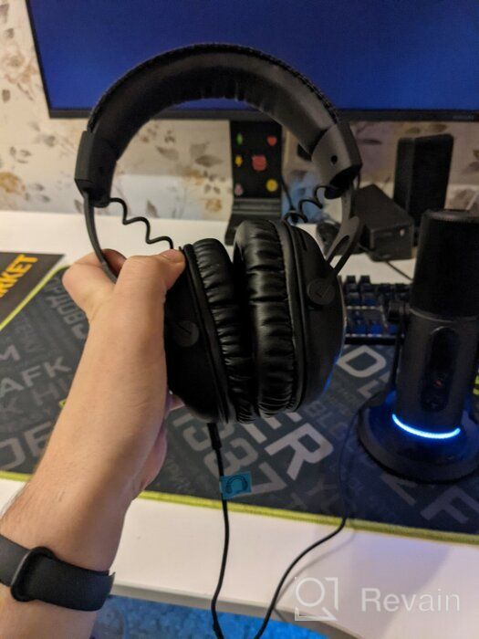 img 2 attached to Renewed Logitech G PRO X Wireless Lightspeed Gaming Headset with Blue VO!CE Mic Filter for Immersive Gaming Experience review by Guan Yin ᠌