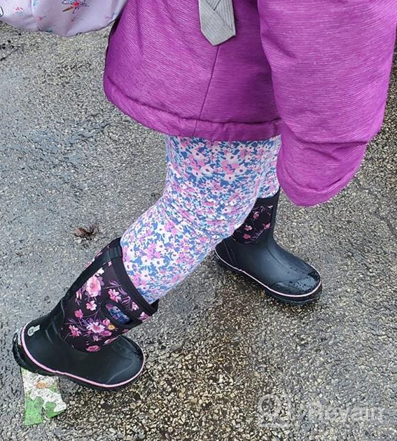 img 1 attached to Introducing BOGS Unisex-Child Classic Print 🌧️ Rainboot: A Stylish and Waterproof Rain Boot review by Timothy Schroeder