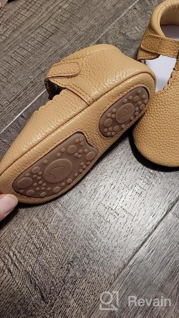 img 1 attached to Adorable And Safe HONGTEYA Leather Baby Shoes With Anti-Slip Sole For Infants And Toddlers review by Andre Motko