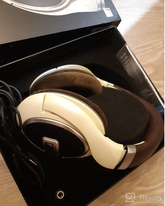 img 1 attached to Sennheiser HD 599 SE Headphone review by Kaito Itsuki ᠌