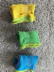 img 5 attached to Schwer 3 пары детских садовых перчаток для детей от 3 до 5 лет, детские цепкие перчатки с резиновым покрытием для работы в саду, синие, зеленые и желтые, маленький размер (3 пары XXXXS)