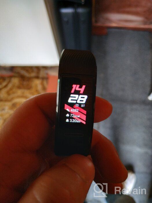 img 3 attached to Smart bracelet HUAWEI Band 4 Pro, graphite black review by Ada Szwed ᠌