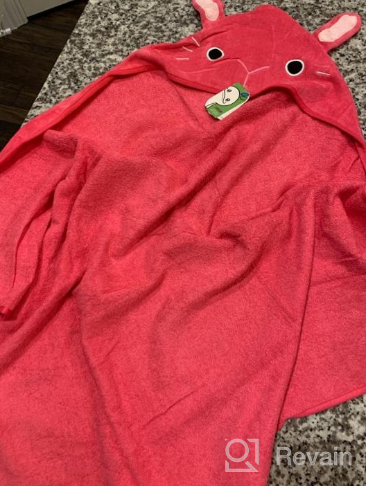 img 1 attached to Adorable Fox Hooded Baby Towel For Girls And Boys - Premium Cotton Absorbent Bathrobe For Toddlers By MICHLEY review by Carson Zoberman