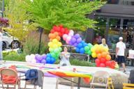 картинка 1 прикреплена к отзыву Colorful Decorations Delight: Prextex 12-Inch Rainbow Balloons, 450-Ct Pack For Weddings, Birthdays, Graduations, And More от Darryl Duncan