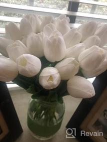 img 5 attached to Реалистичные искусственные цветы белого тюльпана из 30 шт. - идеально подходят для свадебных, пасхальных и весенних украшений, высота 14 дюймов