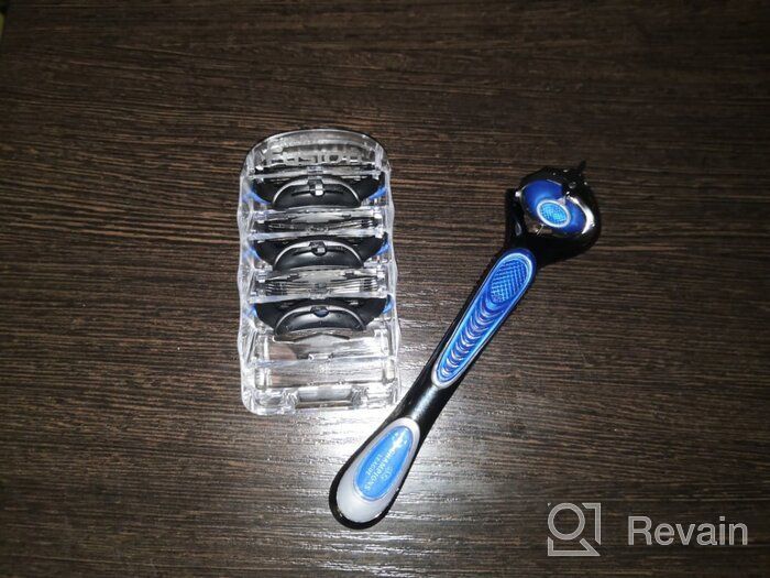 img 1 attached to Gillette Fusion5 ProGlide Men's Razor, 1 Cassette, 5 Carbon Blades, FlexBall Technology, Trimmer review by Zia Hoon ᠌