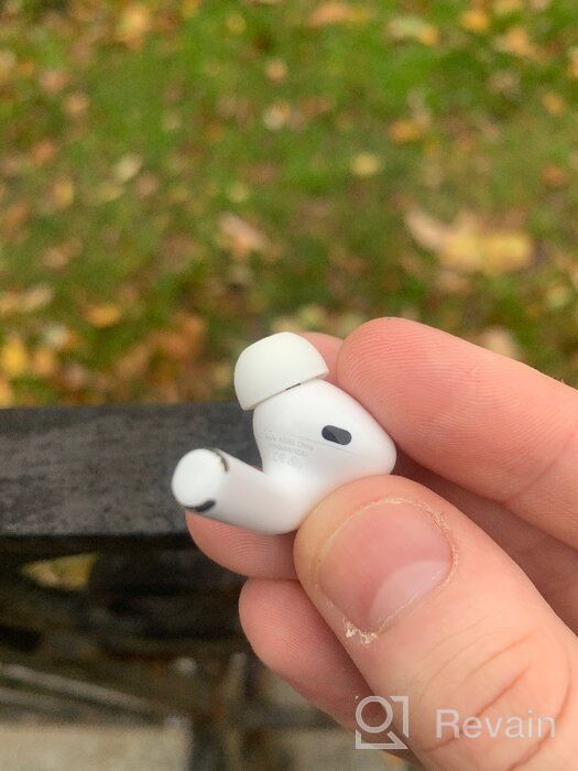 img 1 attached to Apple AirPods Pro Wireless Headphones, White review by Agata Maruszczyk ᠌