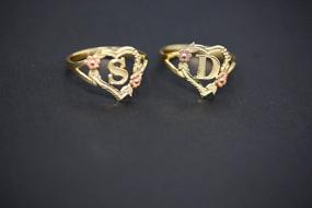 img 3 attached to 10-каратное золотое персонифицированное кольцо с начальным алфавитом в форме сердца - буква J