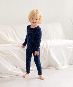 img 1 attached to Милый и удобный: пижамный комплект AVAUMA для малышей для мальчиков и девочек в хлопковой одежде для сна с рисунком