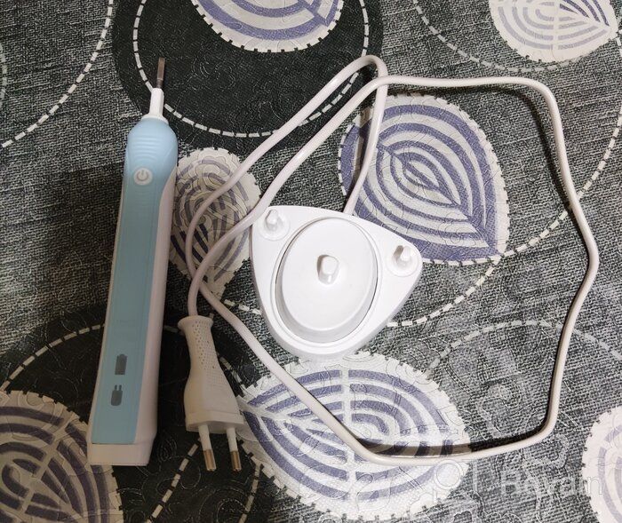 img 2 attached to Oral-B Pro 570 CrossAction, white-blue review by Gap Tawan ᠌