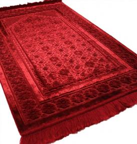 img 4 attached to Soft Plush Turkish Velvet Prayer Rug With Luxury Floral Stamp - Perfect Ramadan & Eid Gift For Men And Women, Including Prayer Beads And Solid Red Design