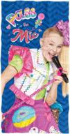 приготовьтесь к сенсации пения с jojo siwa pass the mic beach towel логотип