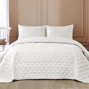 img 4 attached to King Size All Seasons White Quilt Set - Exclusivo Mezcla Bedspread/Bedding Coverlet With 2 Pillow Shams, Lightweight & Soft