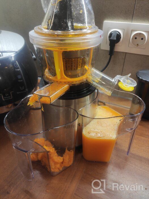 img 2 attached to Auger juicer Kitfort KT-1102-2, burgundy review by Franciszka Zamska ᠌