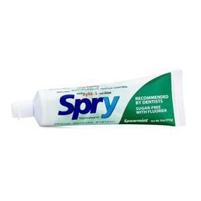 img 2 attached to 🦷 Revitalize Your Oral Health with Xlear Spry Spearmint Fluoride Toothpaste