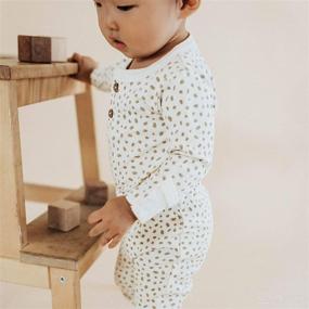 img 3 attached to 🌿 Makemake Organics Organic Cotton Baby Clothes - Neutral Toddler Tshirt and Pant Set for 0-2T