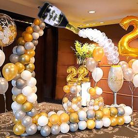 img 1 attached to Встретьте Новый год с набором украшений «С Новым годом 2022»: фольгированные шары, шторы с бахромой и многое другое!