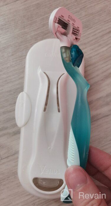 img 2 attached to Venus Smooth Razor with 1 interchangeable cassette review by Ewa Zawada ᠌